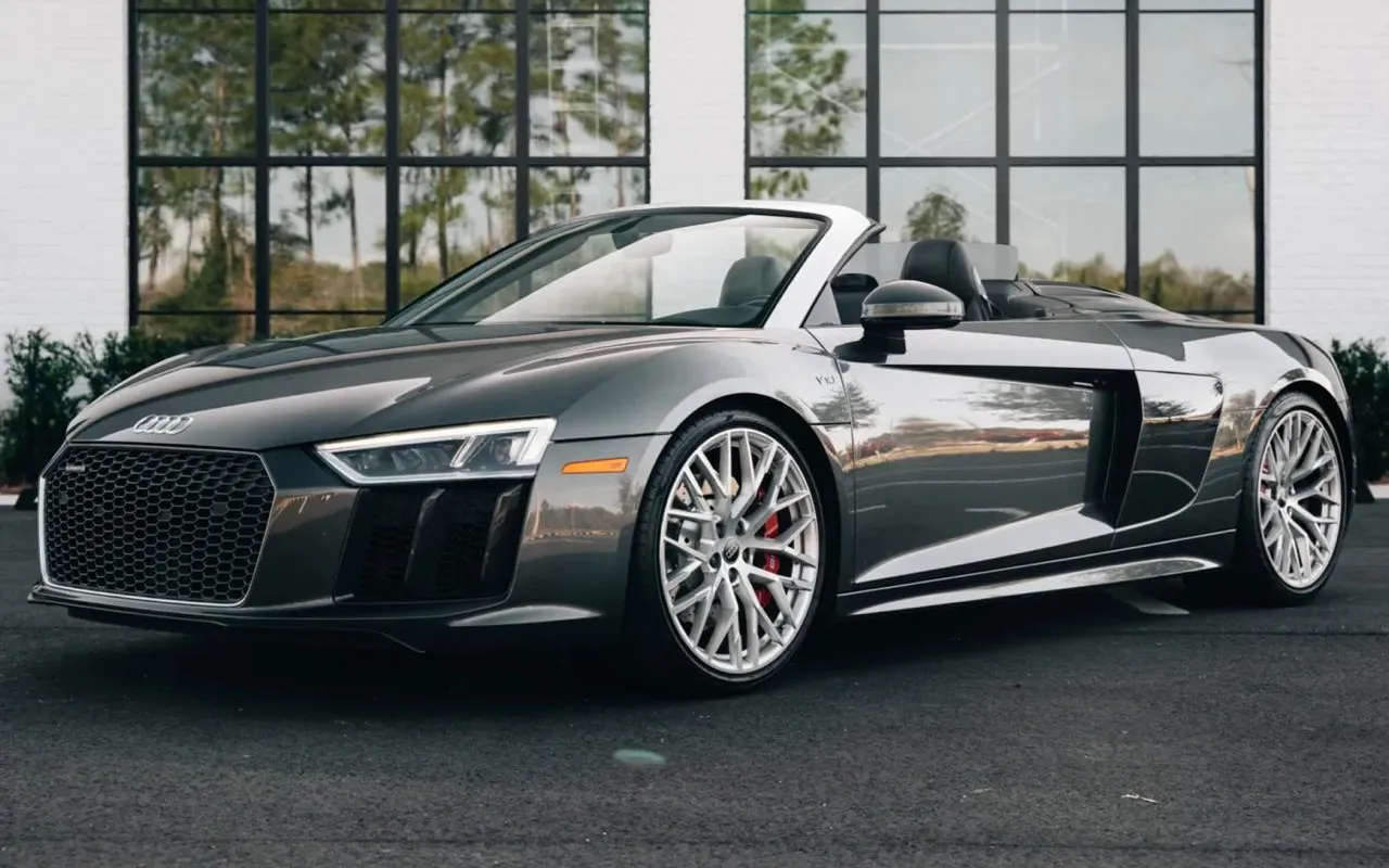Audi R8 Spyder 2017, car rental Mykonos