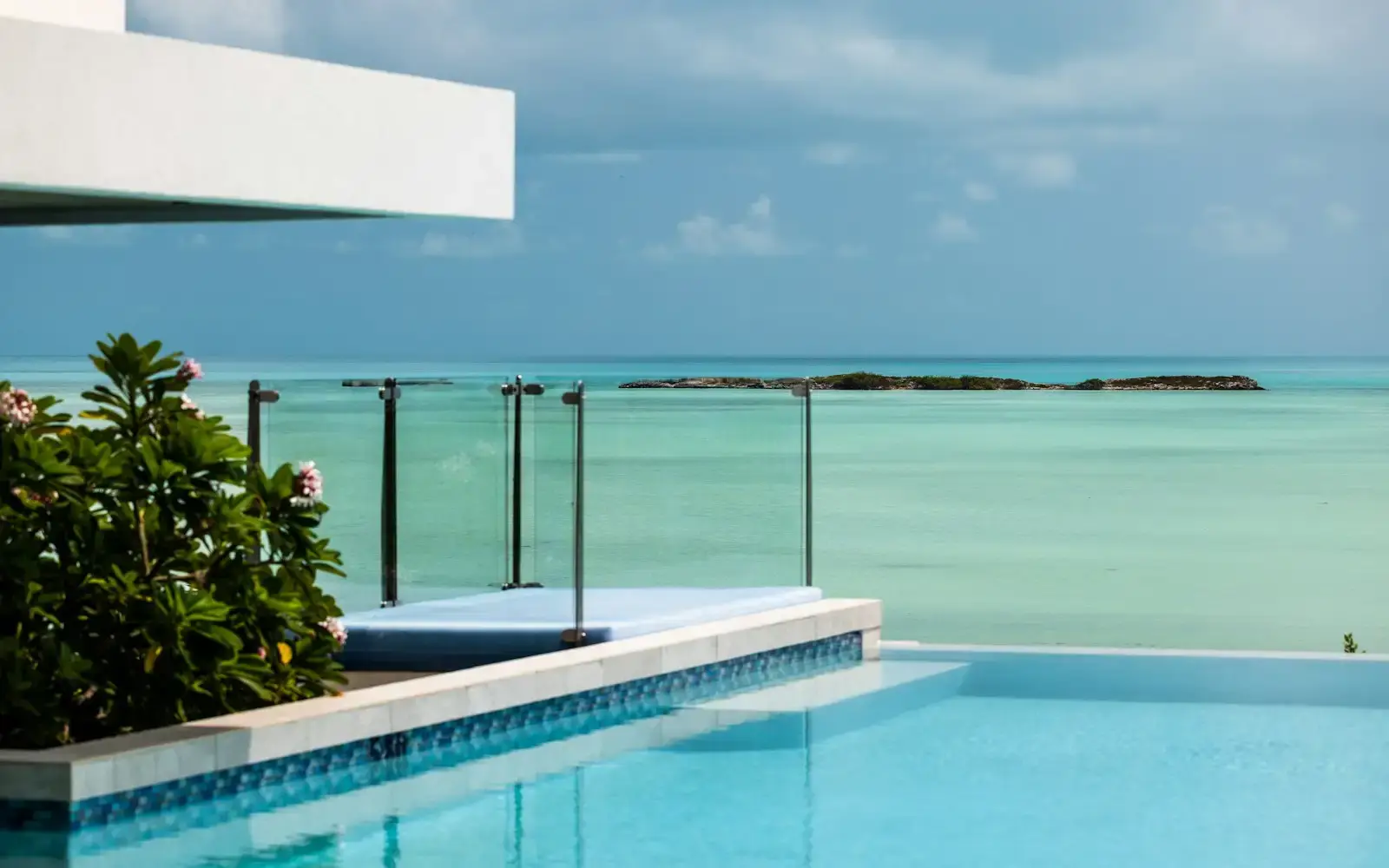 Every table, every sunbed, every boutique